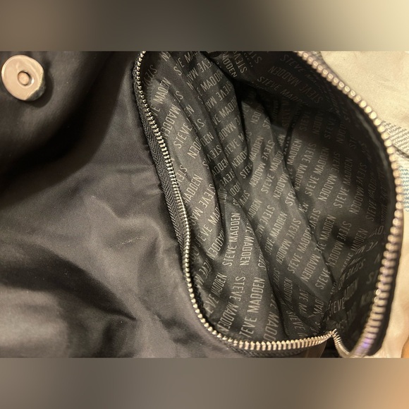 CLEARANCE!! Steve Madden Large Bsolly Backpack - Picture 9 of 11